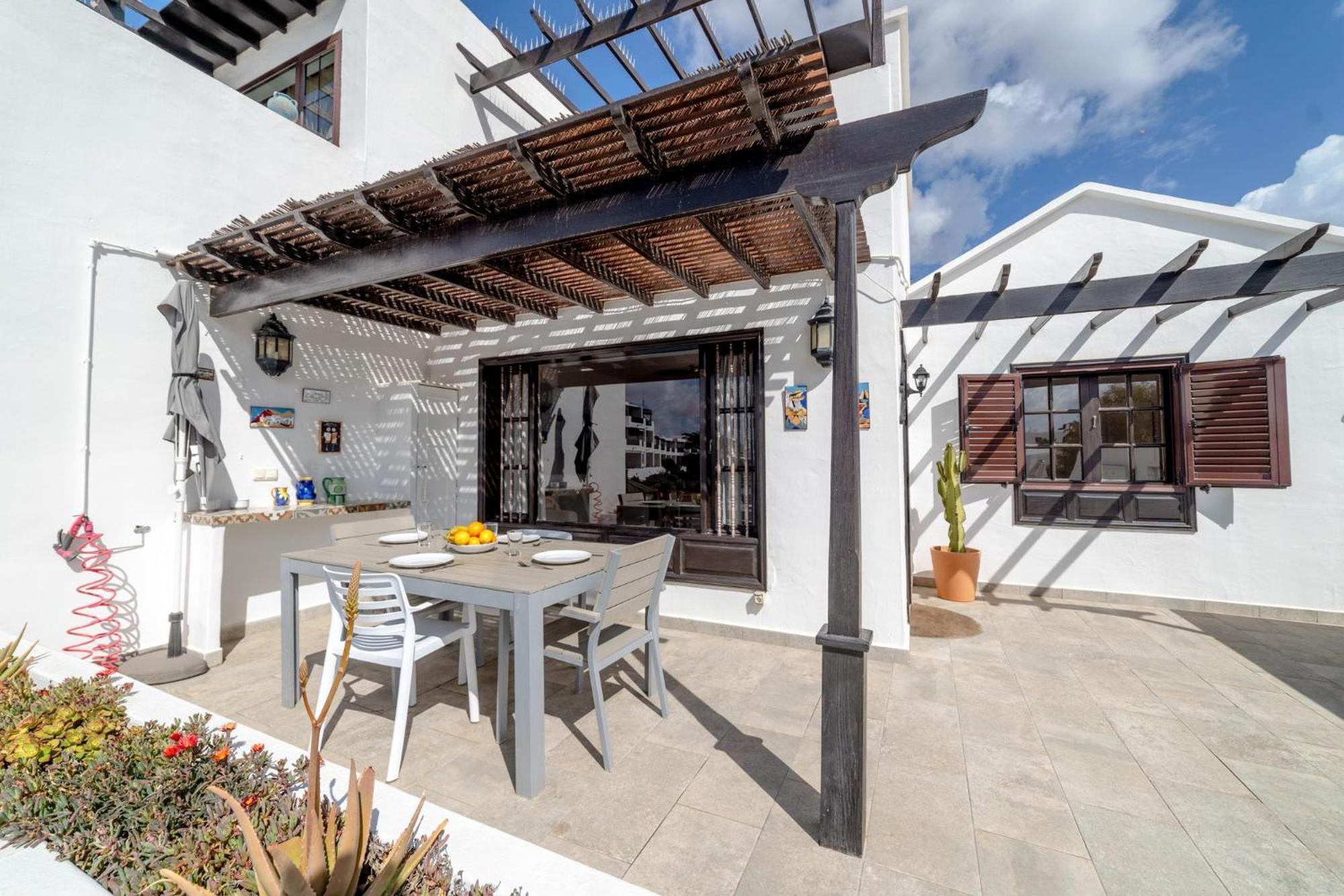 Playa Bastian 2 Habs 2 Banos Y Super Terraza Apartment Costa Teguise Exterior photo